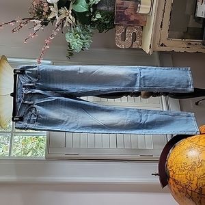 Old Navy men's/teen boy blue jeans. 28x32 Slim. NWT.